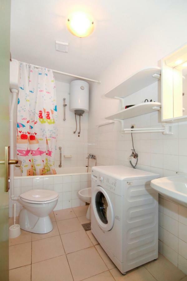 Tiho'S Apartments Σπλιτ Εξωτερικό φωτογραφία